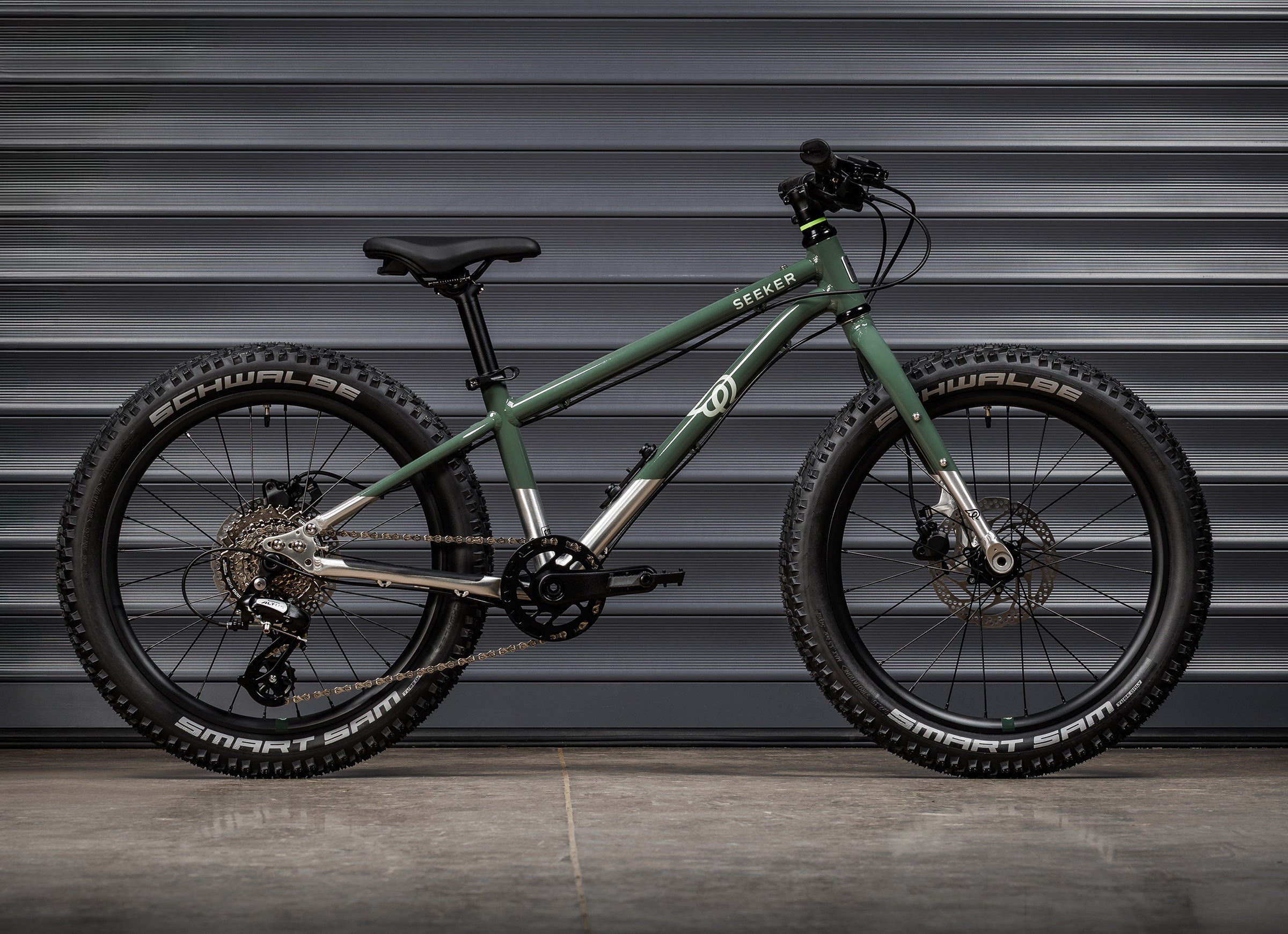 #color_forest-green-brushed