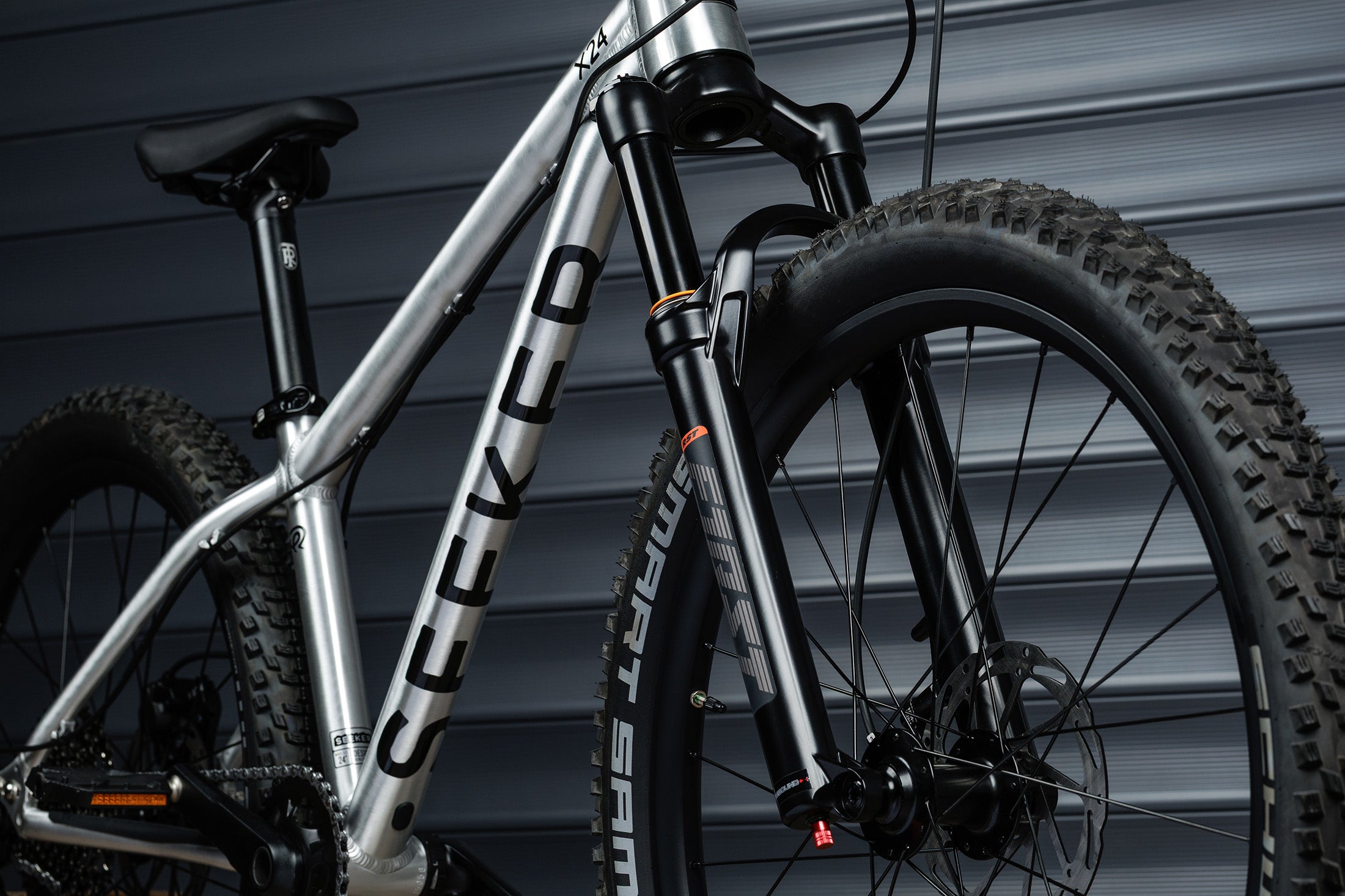 Early Rider Seeker X24 | 24